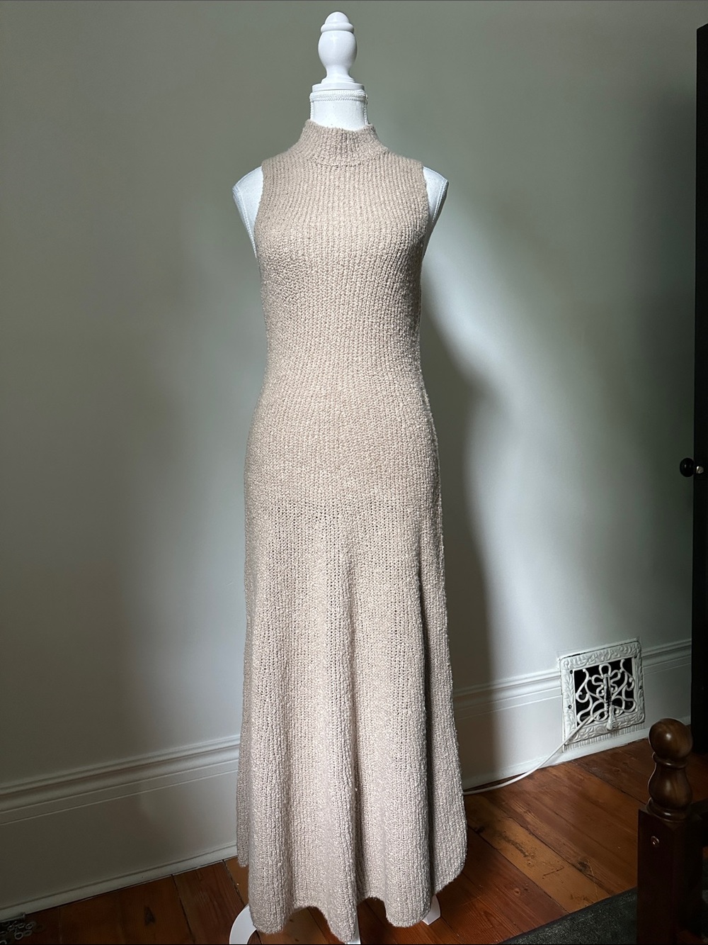 BANANA REPUBLIC Beige Merino Wool Knit Mock Neck Sleeveless Maxi Dress Medium